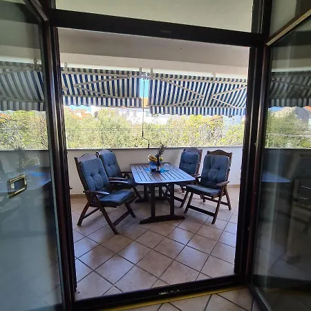 In With Terrace, Air Condition, Wifi, Washing Machine 3652-4 Apartment *
