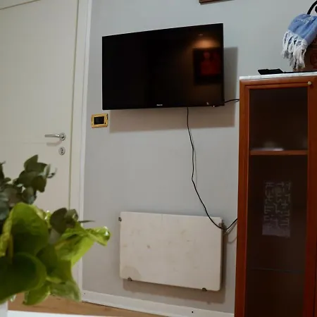 Daire In With Terrace, Air Condition, Wifi, Washing Machine 3652-4 Rovinj